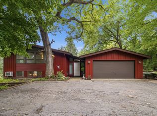 507 Shady Ln, North Barrington, IL 60010