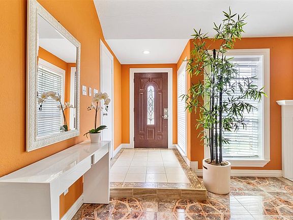 3rd image of 3007 Meadway Drive