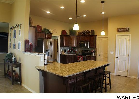 3rd image of 2112 Horsemint Ave