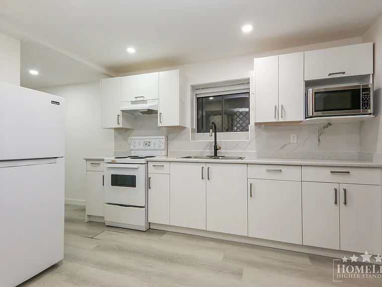 6532 Dayton Dr #BASEMENT — Photo 4