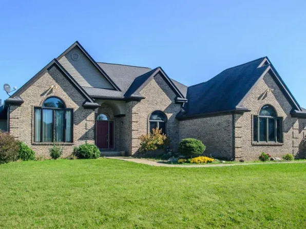 3407 Sharon Holw, Manchester, MI 48158