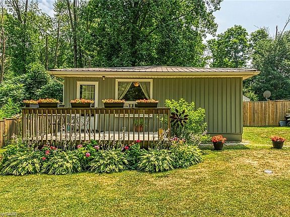 2nd image of 4 Nanticoke Valley Rd