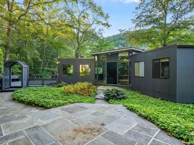 98 Park View Road, Pound Ridge, NY, 10576