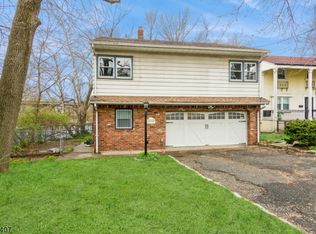 510 Riverside Ave, Rutherford, NJ 07070