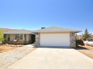 22655 Pacific Ave, Apple Valley, CA 92308