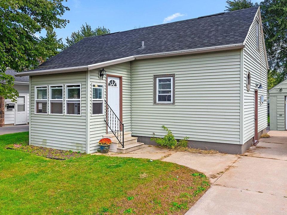 1st image of 1030 S Evergreen STREET