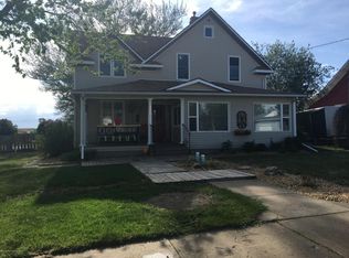 229 1st Ave NW, Beach, ND 58621