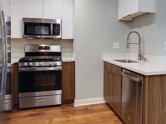 2nd image of 1274 N Crescent Heights Blvd #1-116