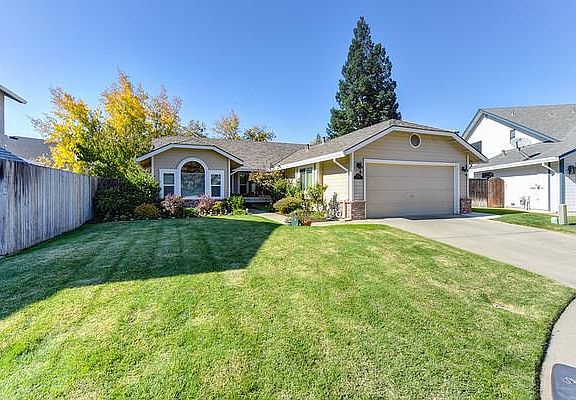 2nd image of 9370 Sunny Glade Ct