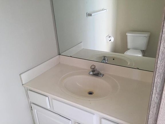 4th image of 2117 Catie Ln