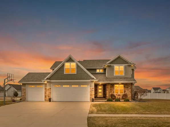 2153 Potter Dr, De Pere, WI 54115