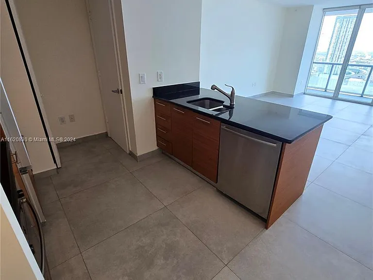 50 Biscayne Blvd #3307 — Photo 2