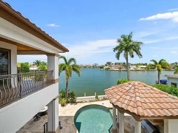 3111 Leeward LN, NAPLES, FL 34103