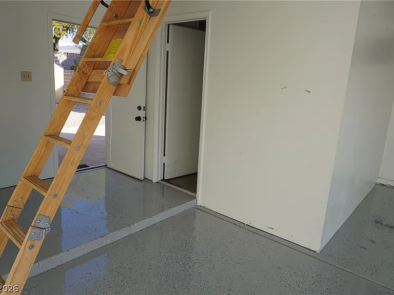 8328 Del Rey Ave — Photo 8