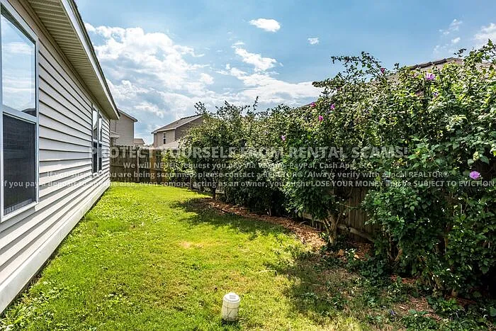 1137 S Holland Dr — Photo 11