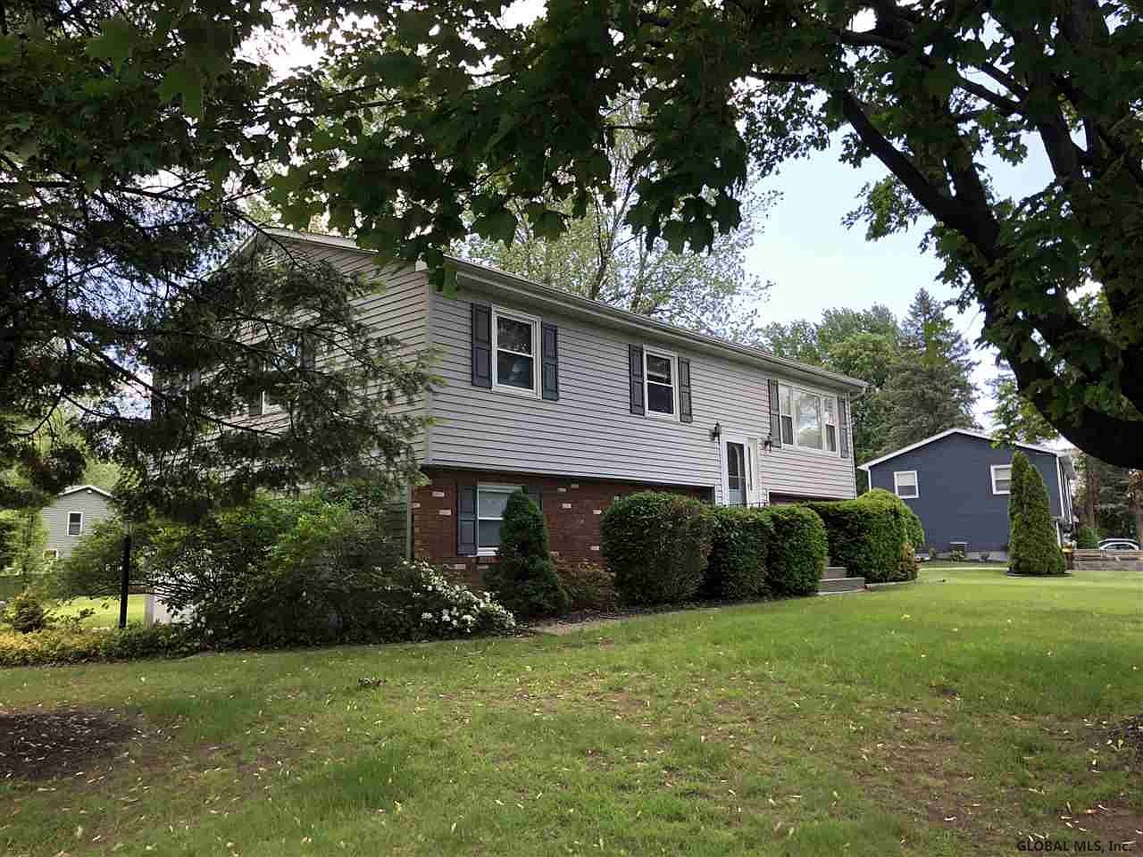 153 Forts Ferry Rd, Latham, NY 12110 Zillow