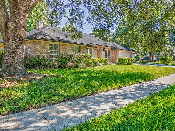 3rd image of 4459 Gentle Knoll Dr S