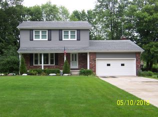 1403 Doncaster Dr, Youngstown, OH