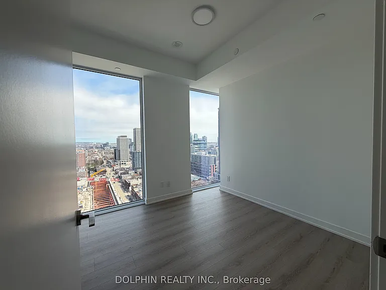 100 Queen St E #2903 — Photo 13