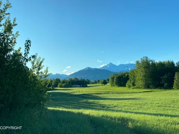 4055 N Christiansen Ln, Palmer, AK 99645