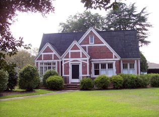 237 N Brooks St, Manning, SC 29102