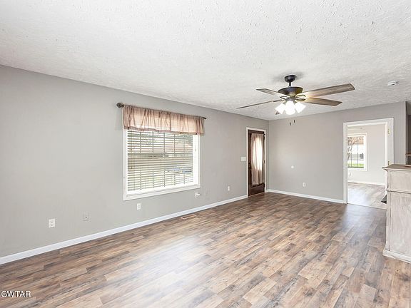 3rd image of 524 S Main St