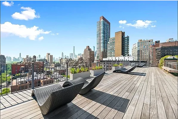 Rented by REAL New York | media 30