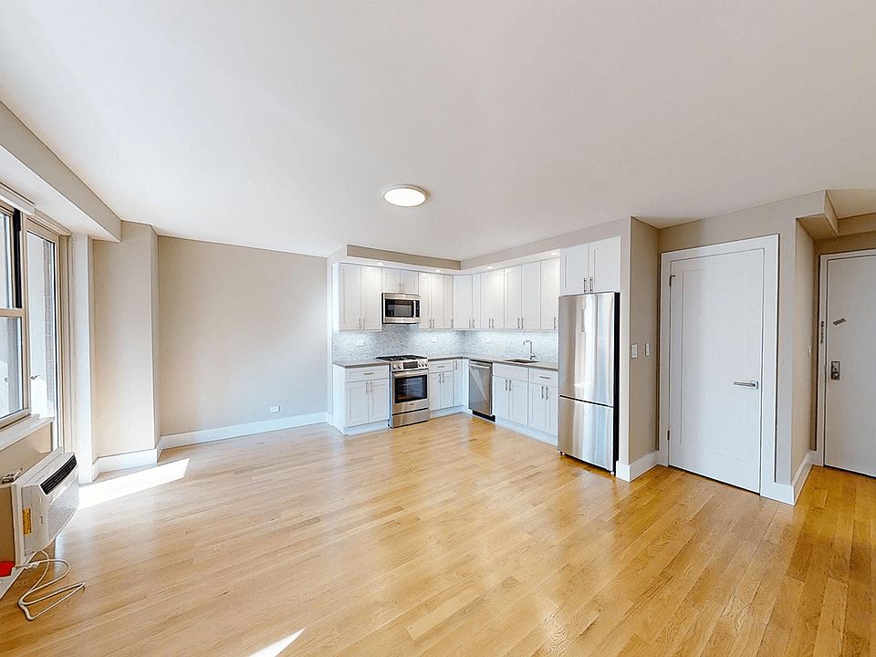 1st image of 310 Greenwich St #3105C