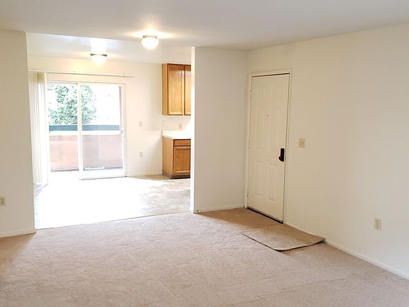 2nd image of 5111 Fresno Ave APT B