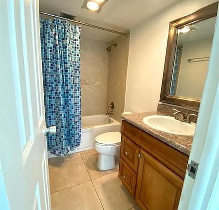 4th image of 2950 N Palm Aire Dr APT 103