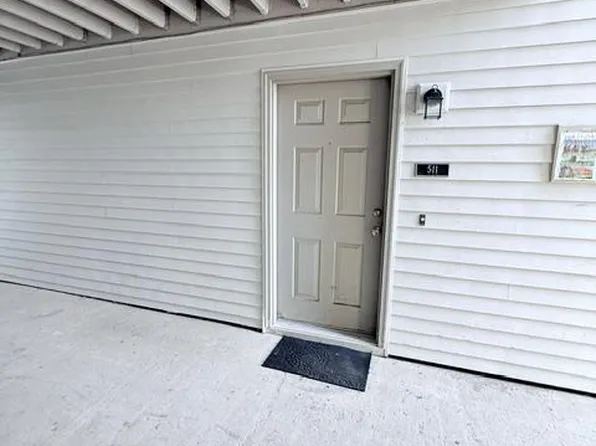 511 Ravens Crest Dr, Plainsboro, NJ 08536
