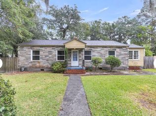 16 Oak Forest Dr, Charleston, SC 29407