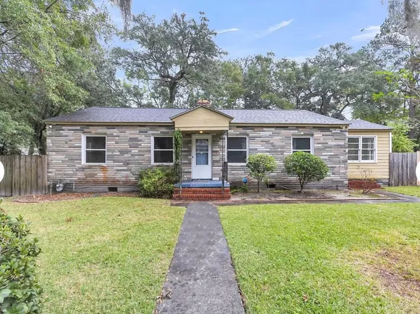 16 Oak Forest Dr, Charleston, SC 29407