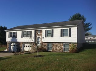 3 Debbie Dr, Tunkhannock, PA 18657