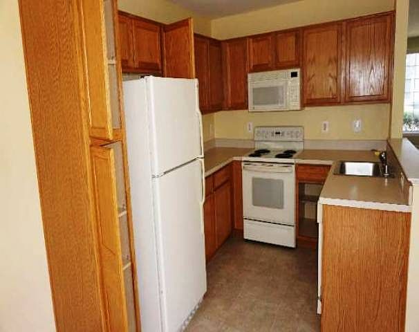 1st image of 3372 Vineland Pl