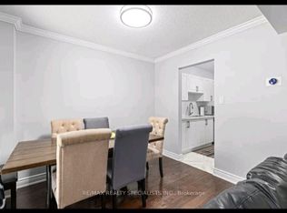 30 Adam St W, Brampton, ON L6Z2S1