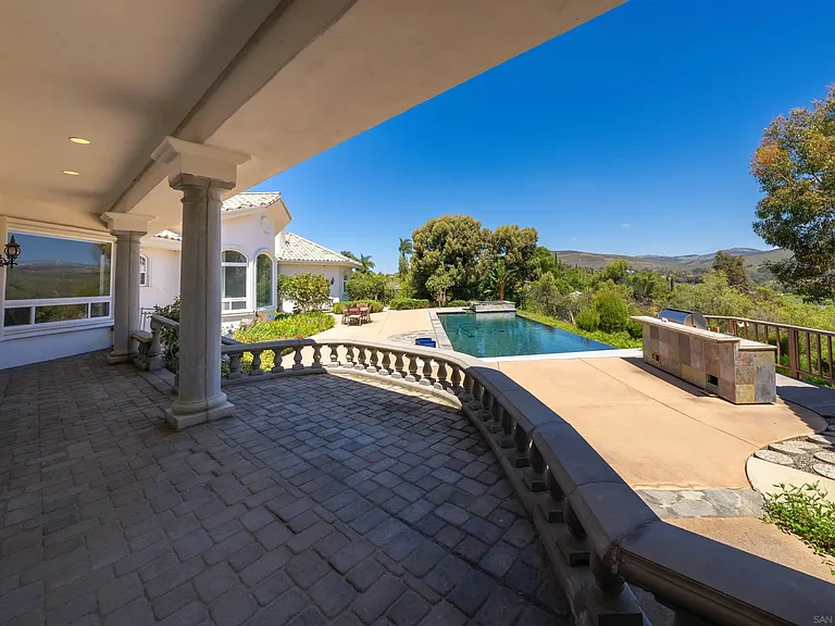 3377 Calle Margarita — Photo 30