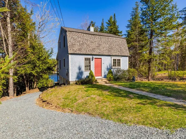 132 Lakeside Drive, Haverhill, NH 03765