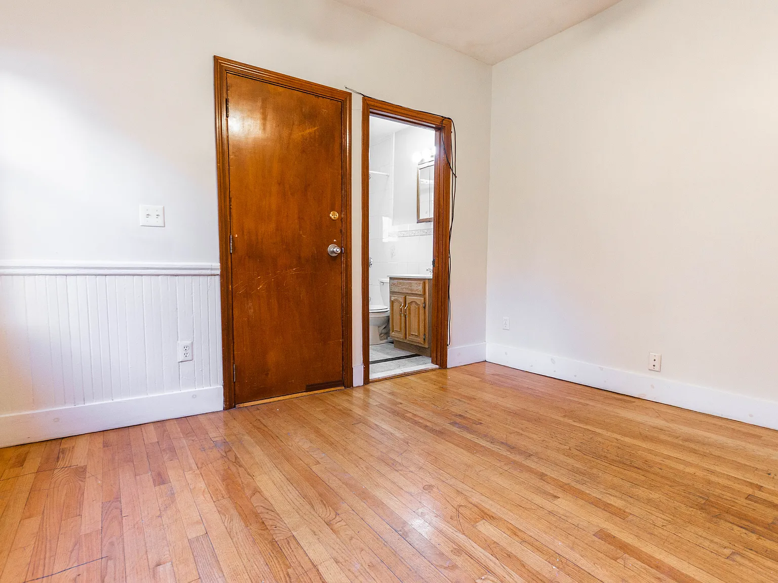 4 bed, 1550 sqft, $4,100 — Photo 4