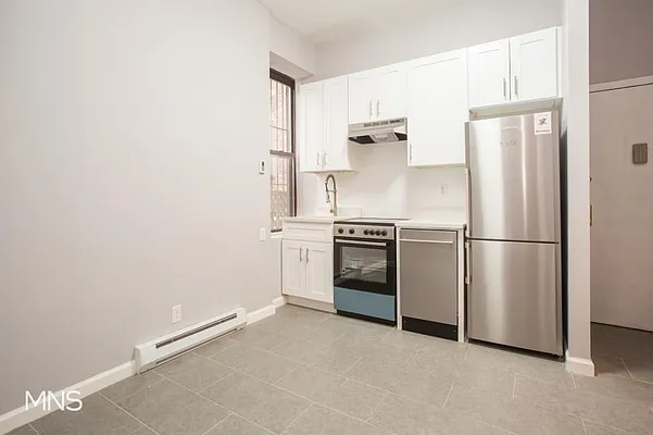 Rented by MNS Marketing | media 18