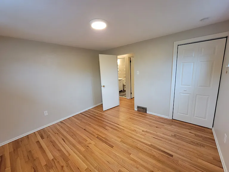 628 Highridge Dr — Photo 7