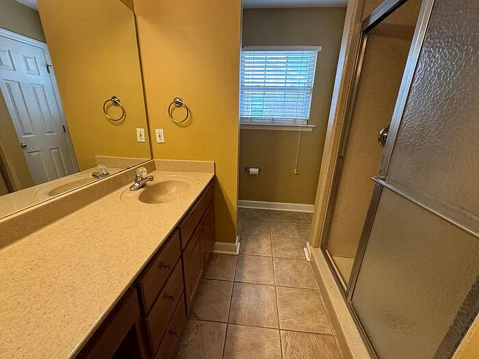 5311 Frankford Dr SE — Photo 11