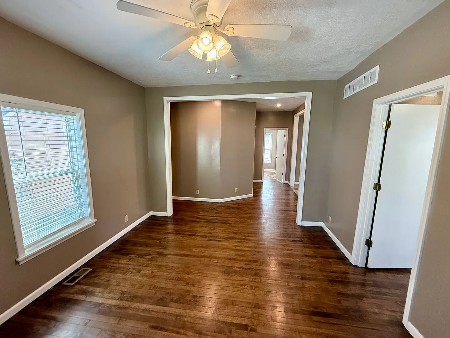 Charming 2-Bedroom Home with Garage and Fenced Yard — Photo 3