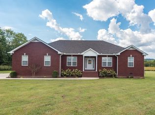 1251 Rock Springs Rd, Bethpage, TN 37022