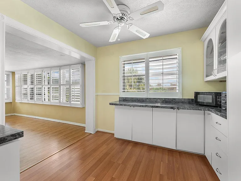 8000 Lagos De Campo Blvd #A-307 — Photo 12