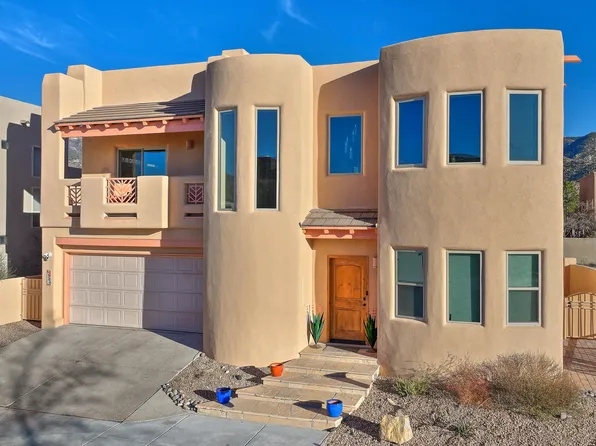 6300 Calla Lily Cir NE, Albuquerque, NM 87111