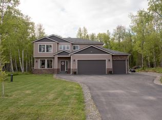 7881 E Wolf Creek Rd, Wasilla, AK 99654