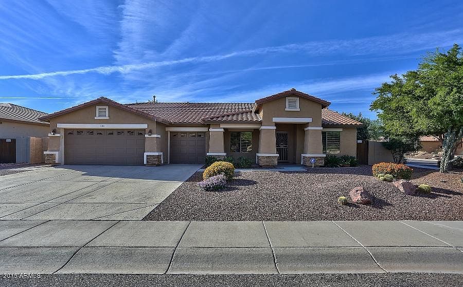 1st image of 18089 W Banff Ln