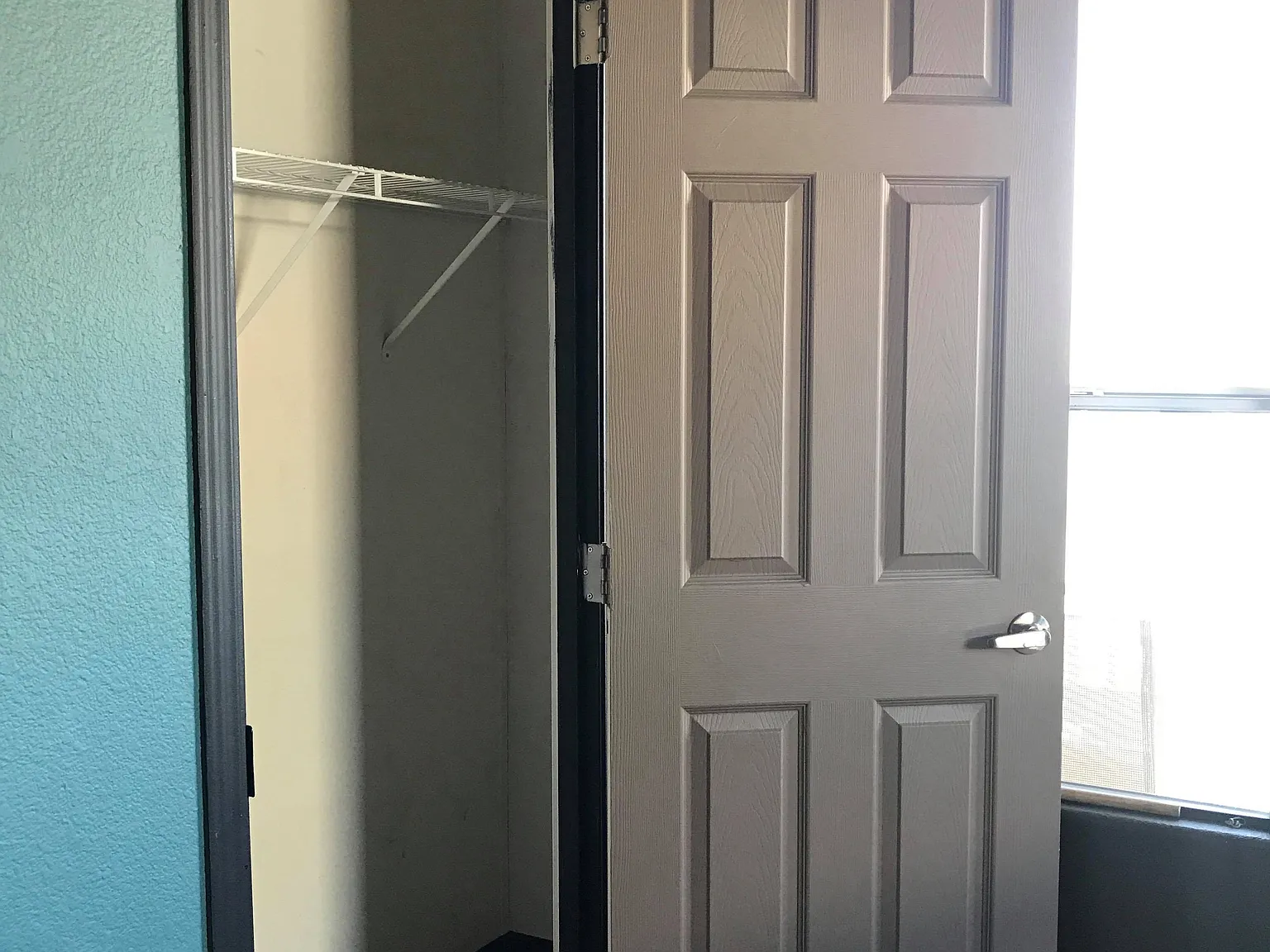 3 bed, 1440 sqft, $925 — Photo 2