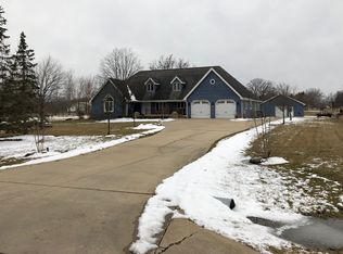 19626 S Woodside Dr, New Lenox, IL 60451